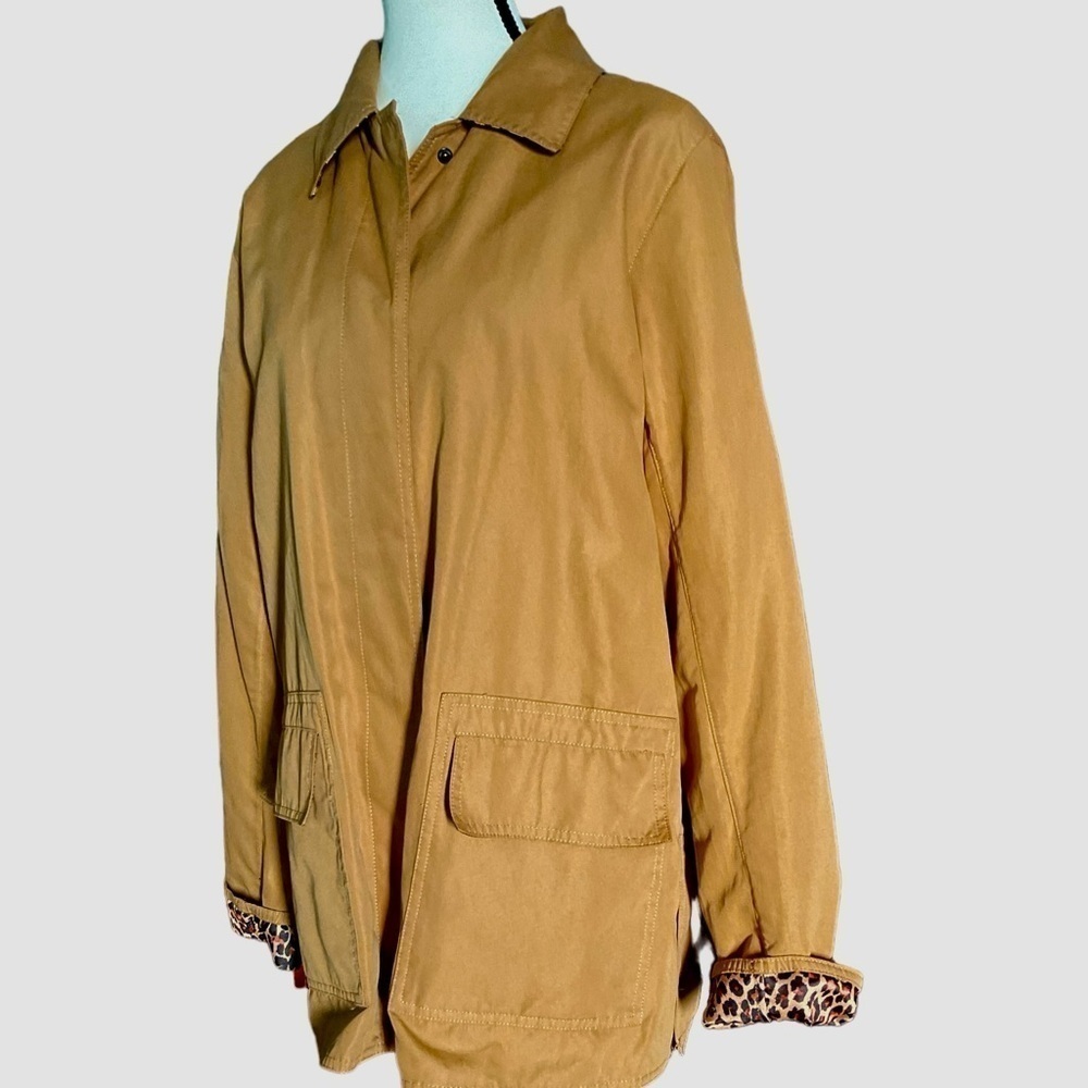 Dennis Basso Tan Jacket Leopard Print Lining with Pockets Snap Clouser Sz Small